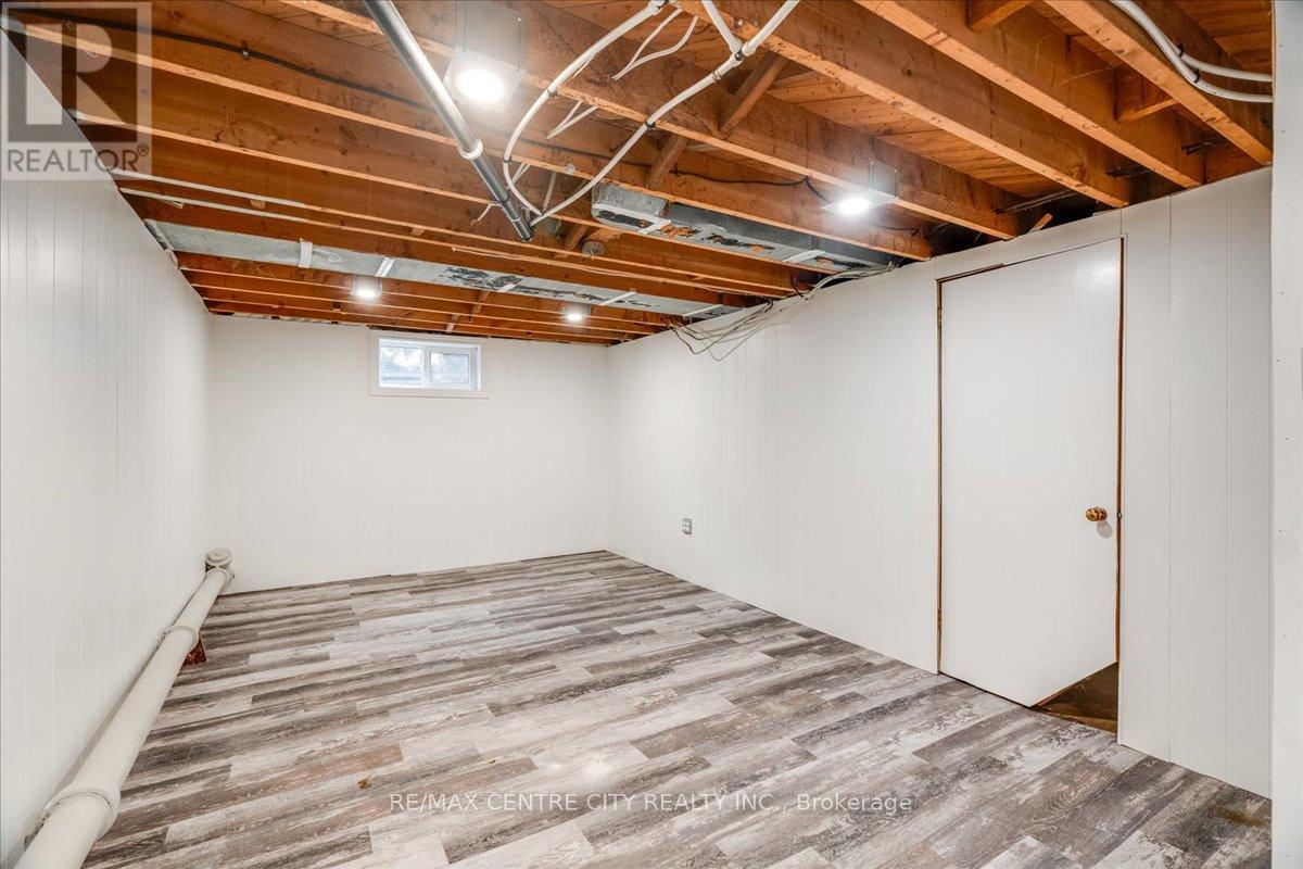 549 Victoria Street, Strathroy-Caradoc, Ontario  N7G 3C2 - Photo 19 - X13010778