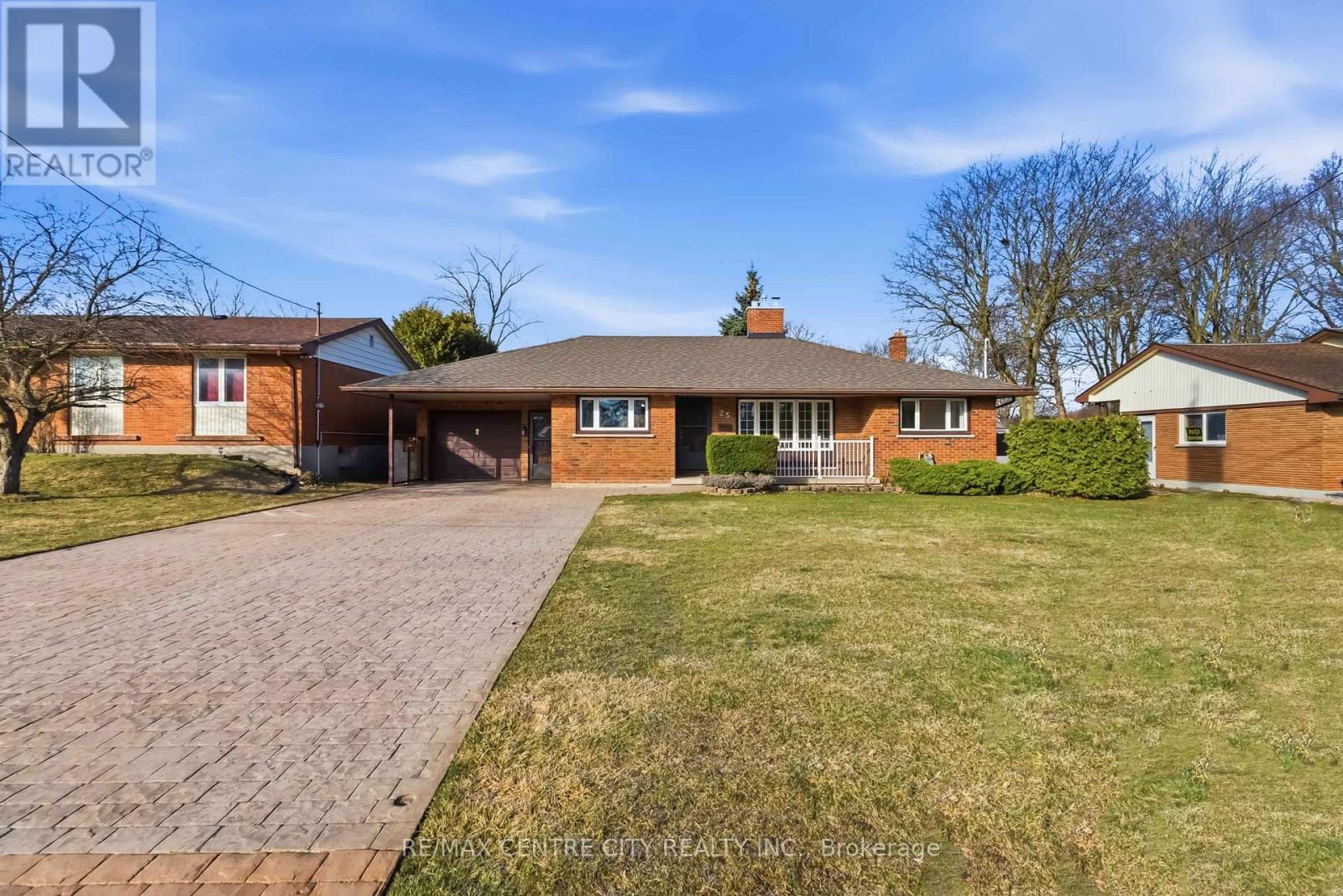 25 WISTOW STREET, London East, Ontario