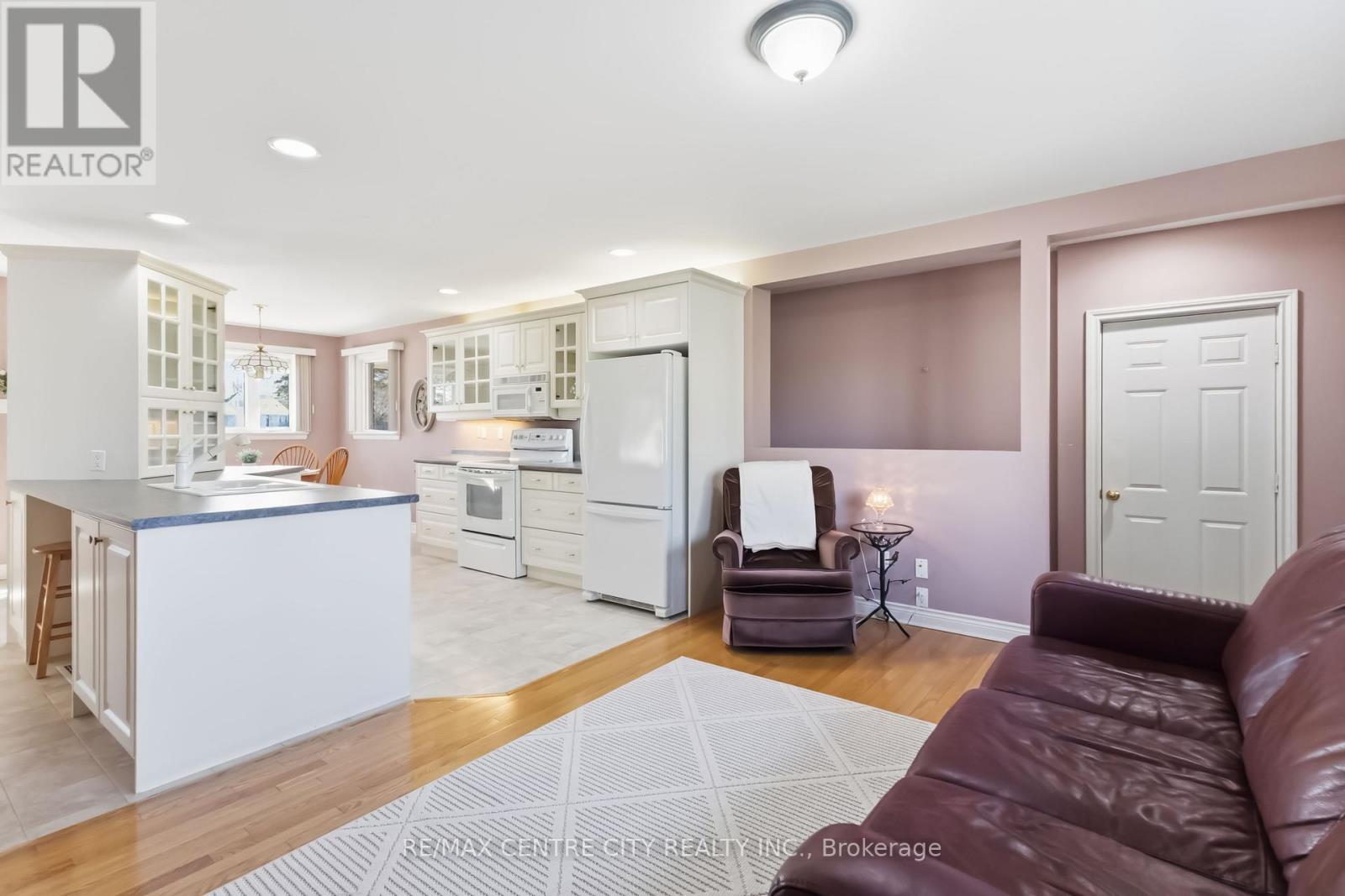 25 Wistow Street, London East, Ontario  N5Y 1C9 - Photo 11 - X13010802