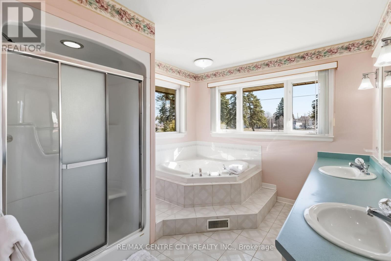 25 Wistow Street, London East, Ontario  N5Y 1C9 - Photo 19 - X13010802