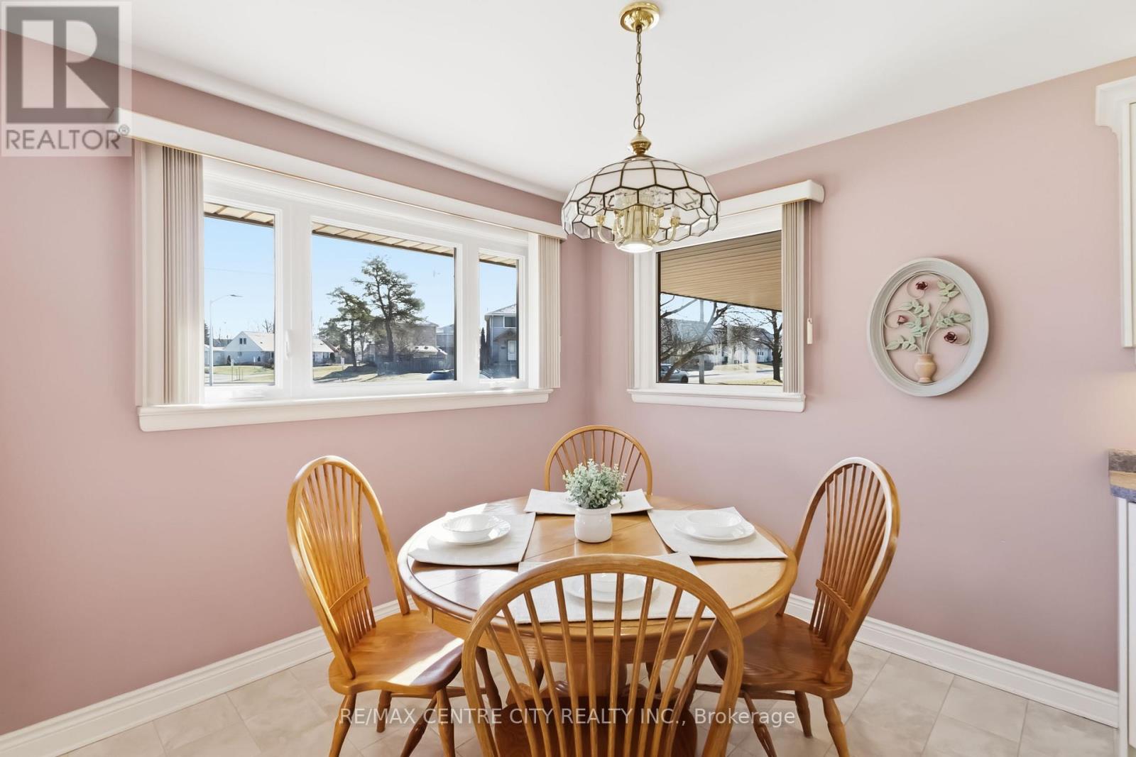 25 Wistow Street, London East, Ontario  N5Y 1C9 - Photo 8 - X13010802