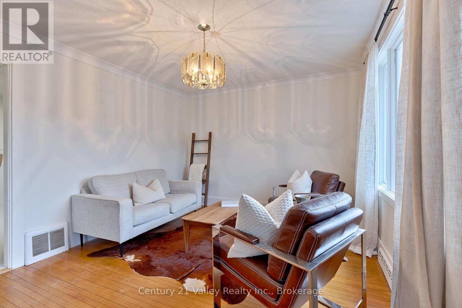 78 Graham Avenue, Renfrew, Ontario  K7V 2L9 - Photo 10 - X13010774