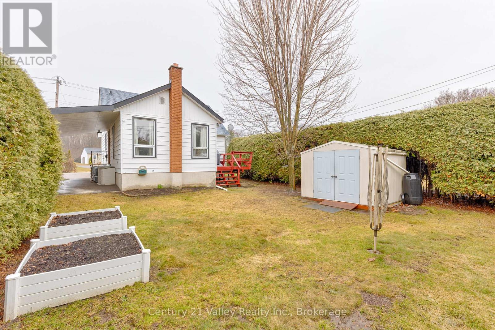 78 Graham Avenue, Renfrew, Ontario  K7V 2L9 - Photo 2 - X13010774