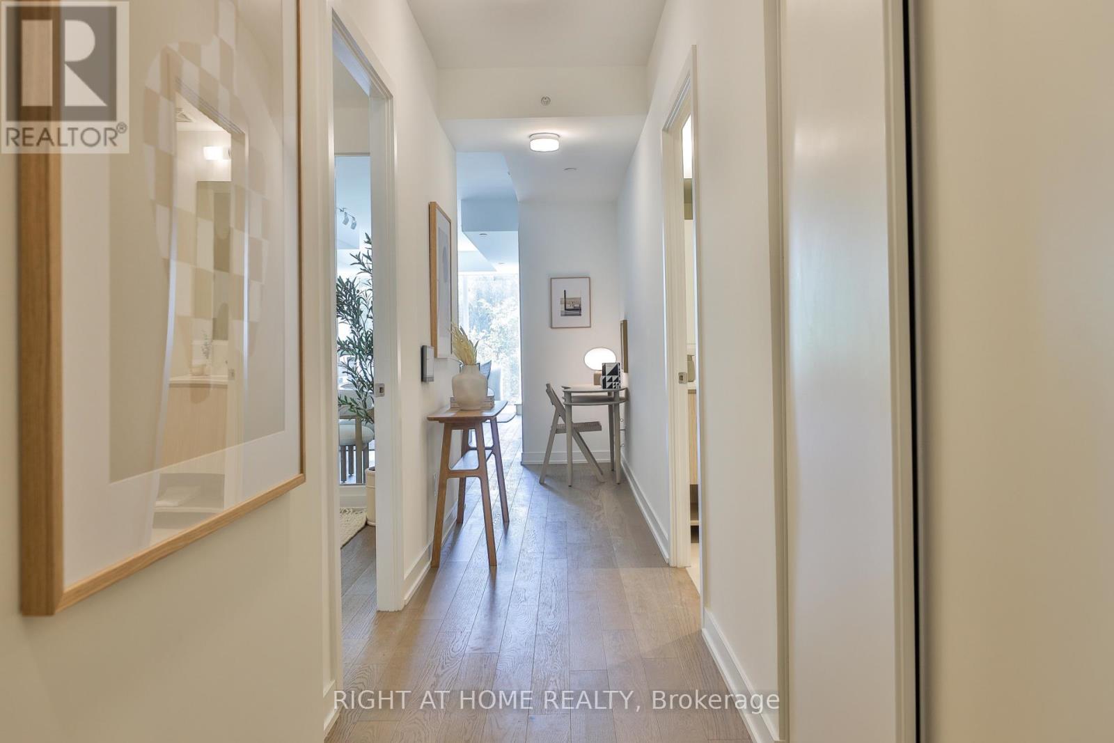 201 - 1161 Kingston Road, Toronto, Ontario  M1N 1P2 - Photo 2 - E13010806