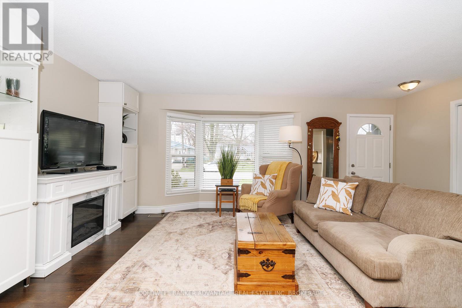 3 Northglen Avenue E, St. Catharines, Ontario  L2M 1B3 - Photo 6 - X13010768