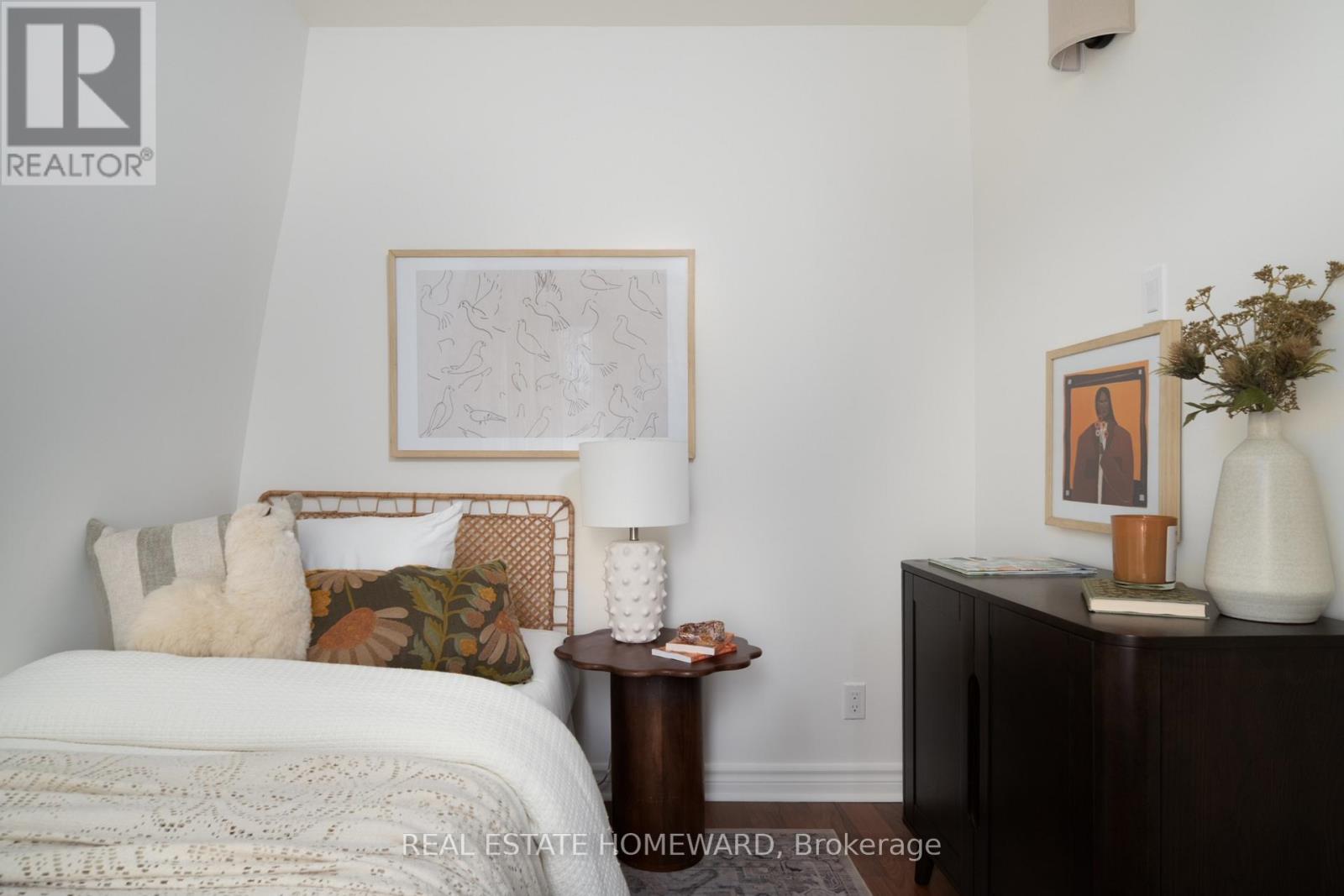 146 Gledhill Avenue, Toronto, Ontario  M4C 5L1 - Photo 25 - E12999736