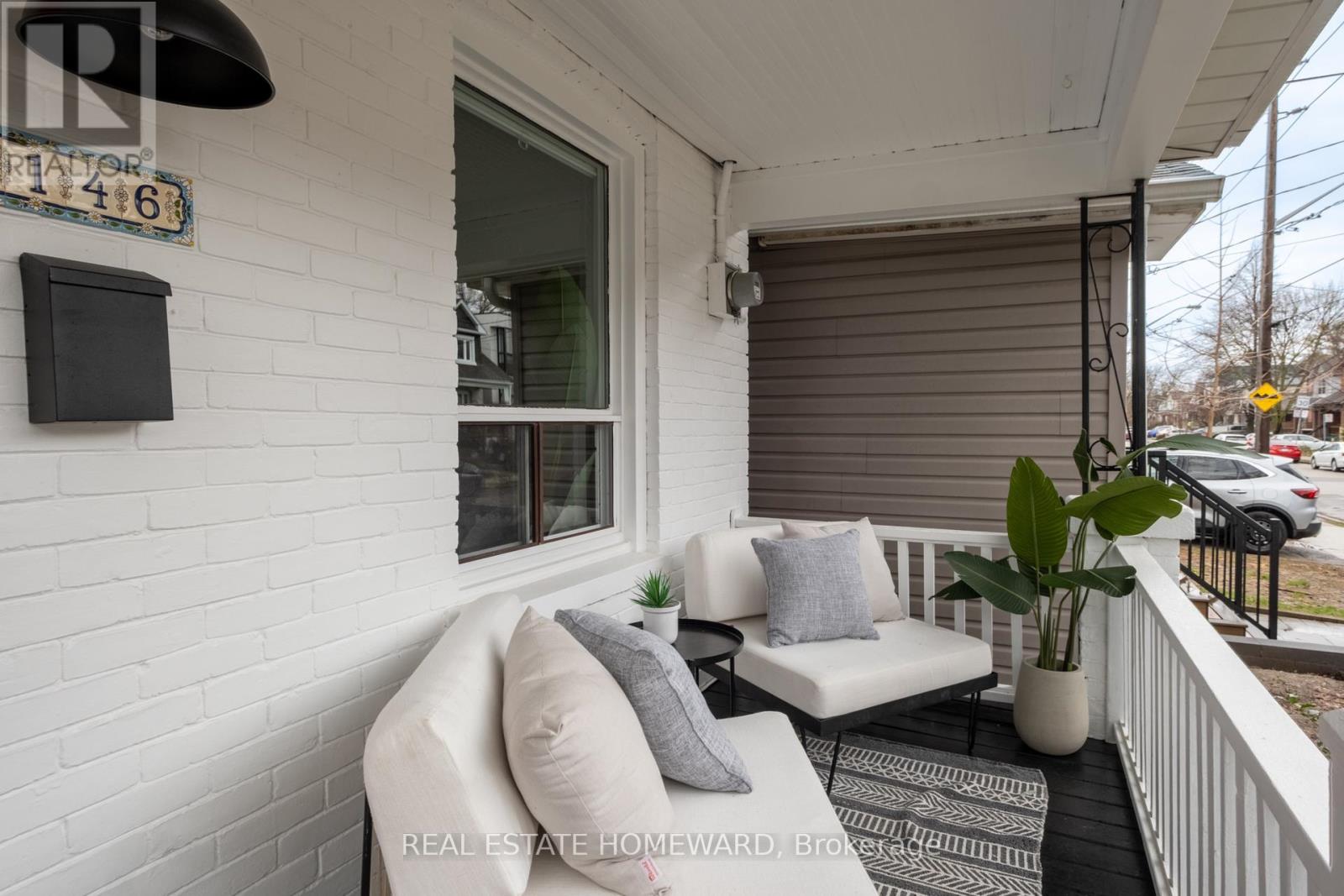 146 Gledhill Avenue, Toronto, Ontario  M4C 5L1 - Photo 3 - E12999736