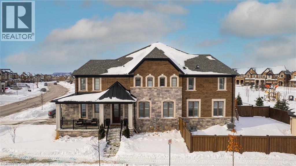 1383 Farmstead Drive, Milton, Ontario  L9E 1K4 - Photo 4 - 40804466