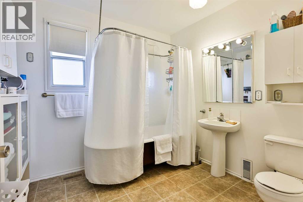 1252 8 Avenue S, Lethbridge, Alberta  T1J 1R1 - Photo 17 - A2302286