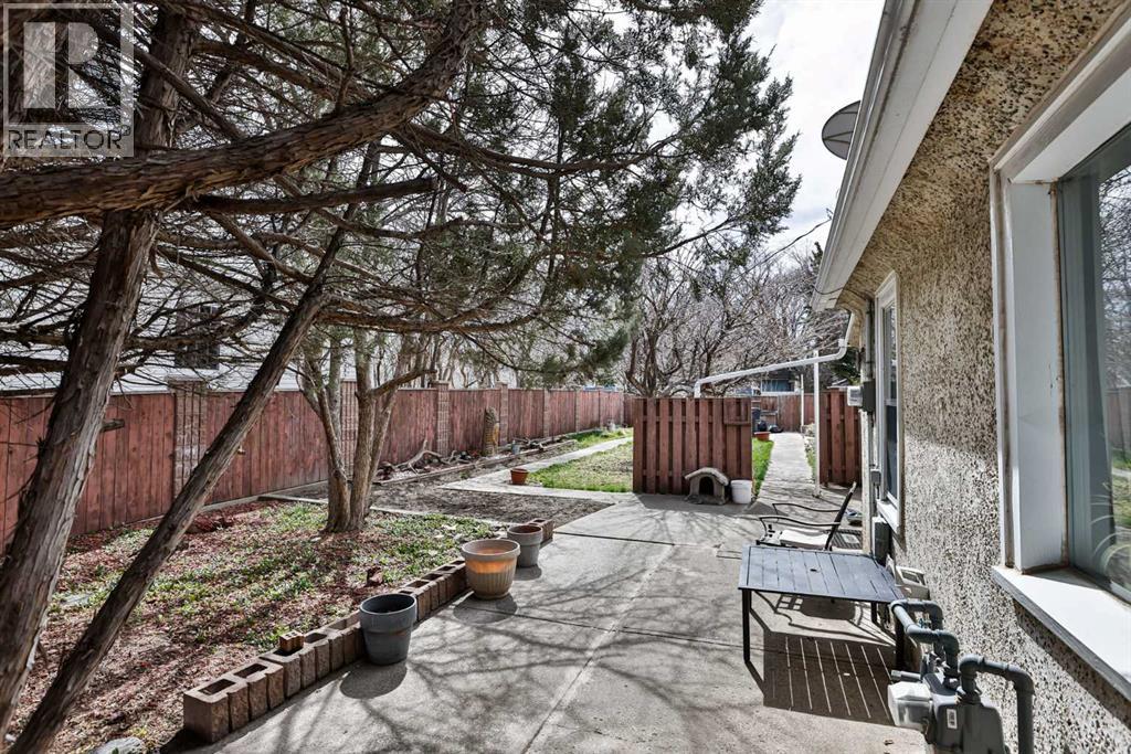 1252 8 Avenue S, Lethbridge, Alberta  T1J 1R1 - Photo 3 - A2302286