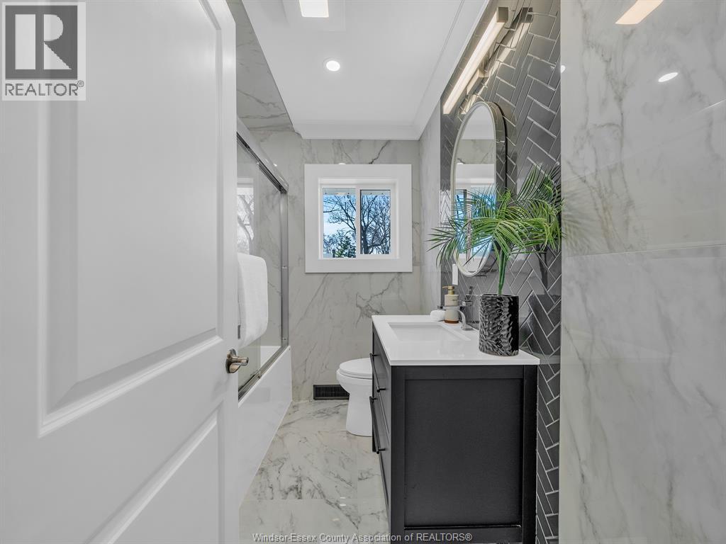 2692 Everts, Windsor, Ontario  N9E 2V1 - Photo 22 - 26006586