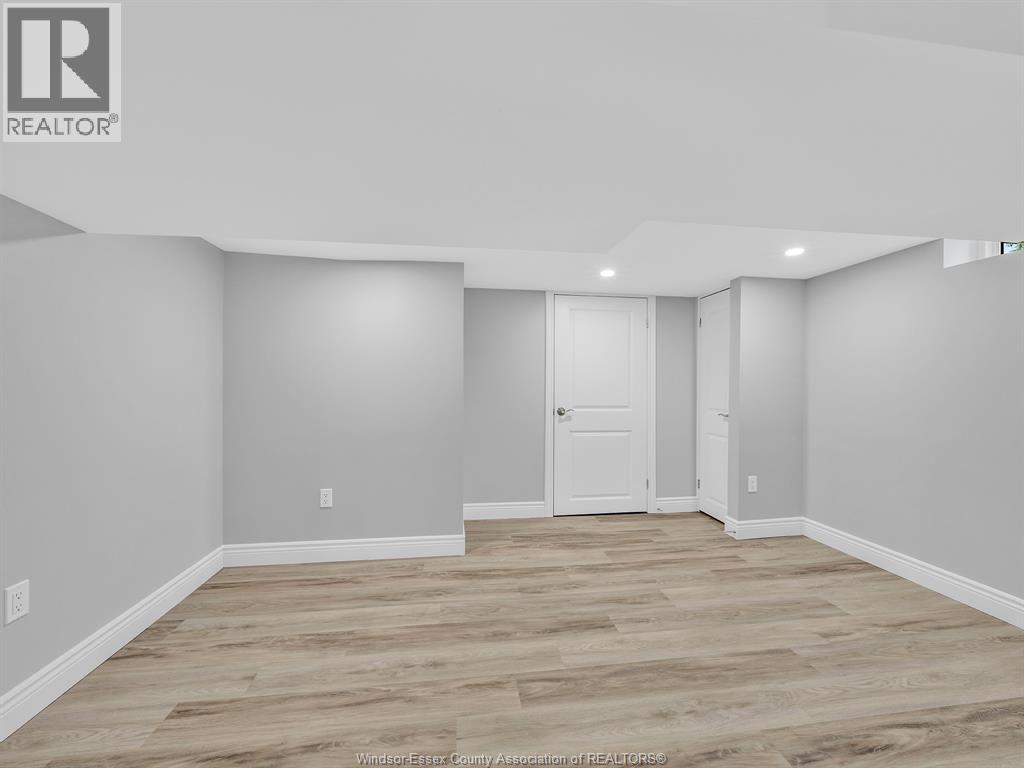 2692 Everts, Windsor, Ontario  N9E 2V1 - Photo 34 - 26006586