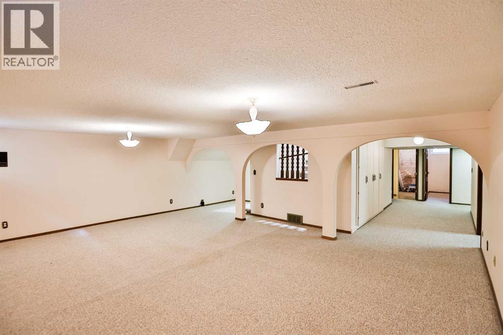 318 Mcmaster Boulevard W, Lethbridge, Alberta  T1K 4R5 - Photo 35 - A2302574