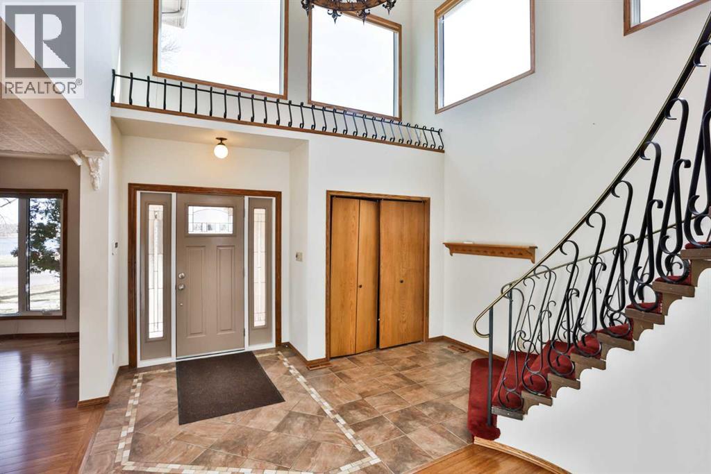 318 Mcmaster Boulevard W, Lethbridge, Alberta  T1K 4R5 - Photo 5 - A2302574