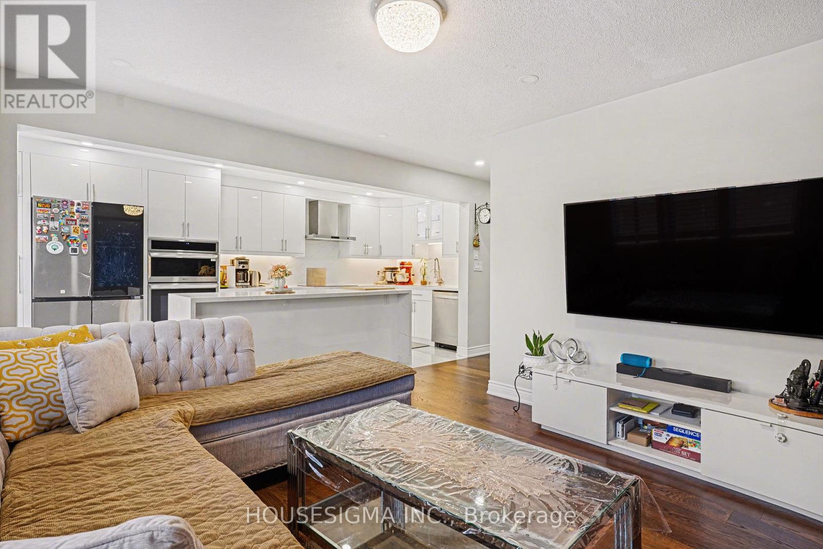 65 Bleasdale Avenue, Brampton, Ontario  L7A 0P3 - Photo 8 - W13010784