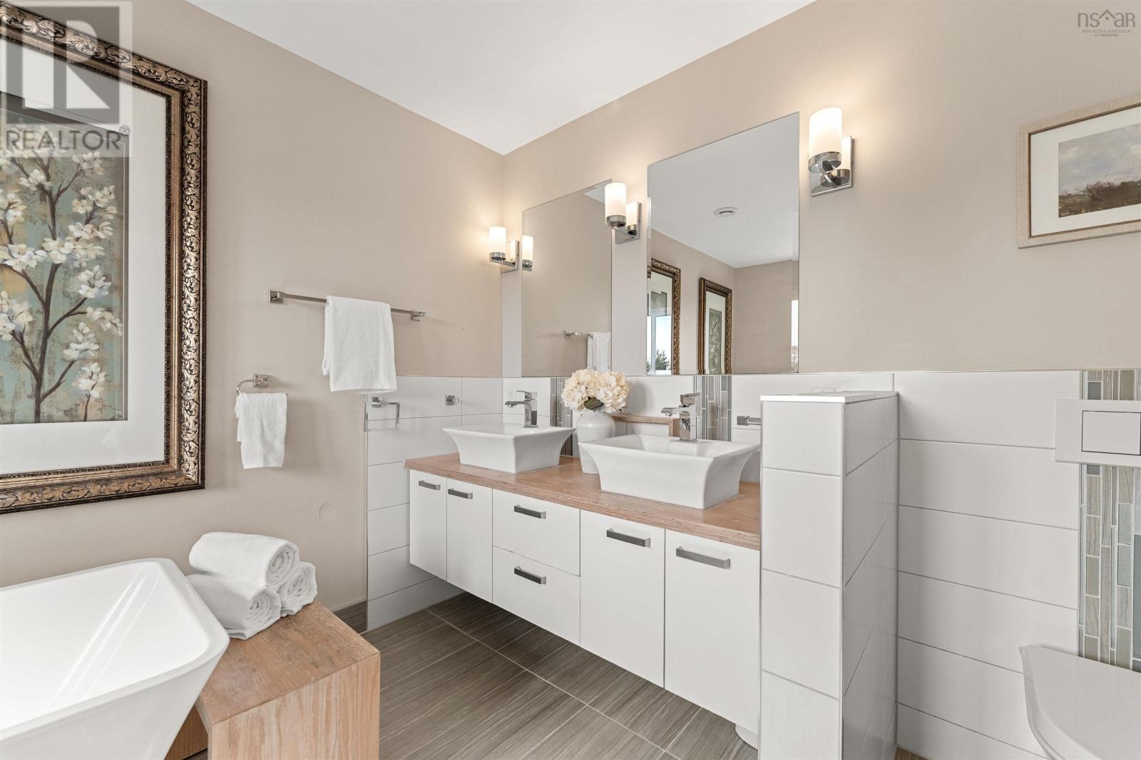 9 Bens Court, Brookside, Nova Scotia  B3T 1R3 - Photo 36 - 202600032