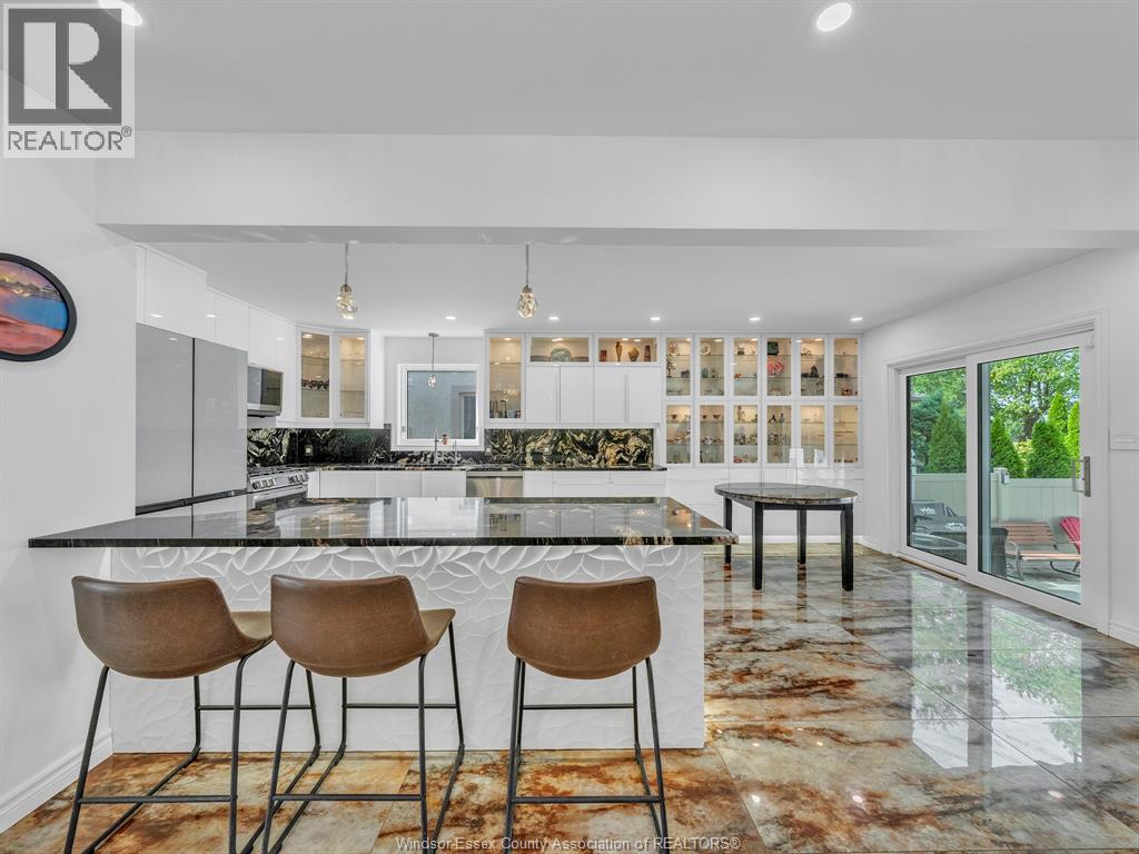 1098 Stoneybrook Crescent, Windsor, Ontario  N9G 2Y3 - Photo 10 - 26008409