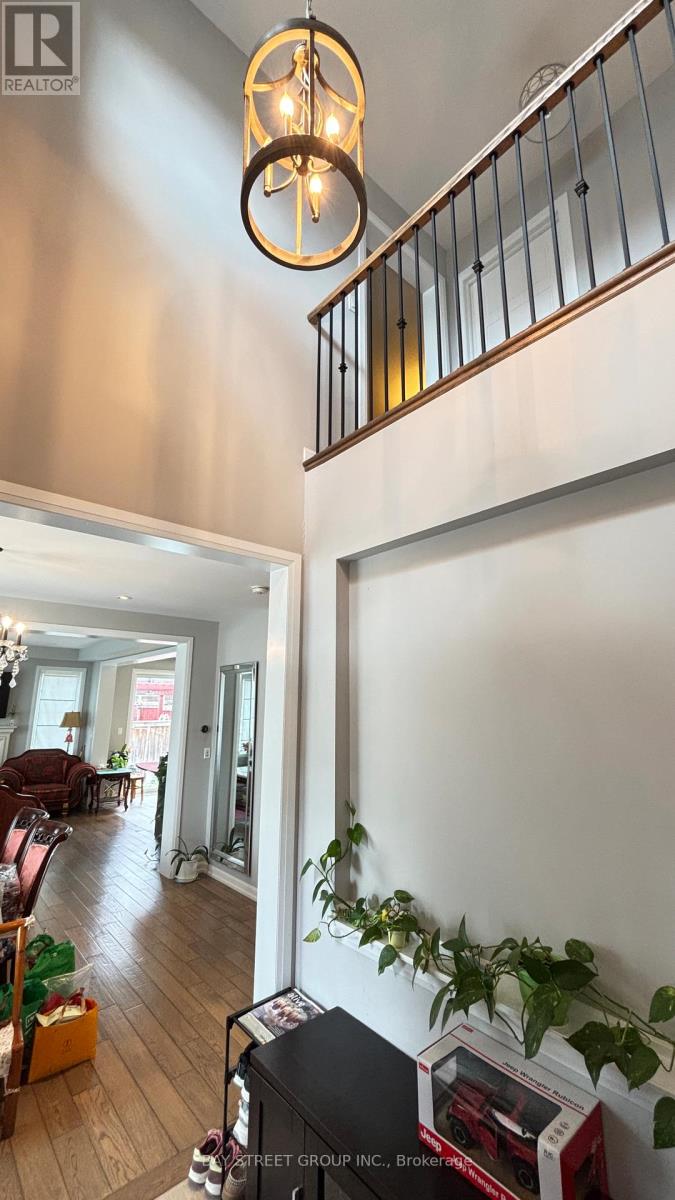 3169 Daisy Way, Oakville, Ontario  L6M 1L3 - Photo 21 - W12989102