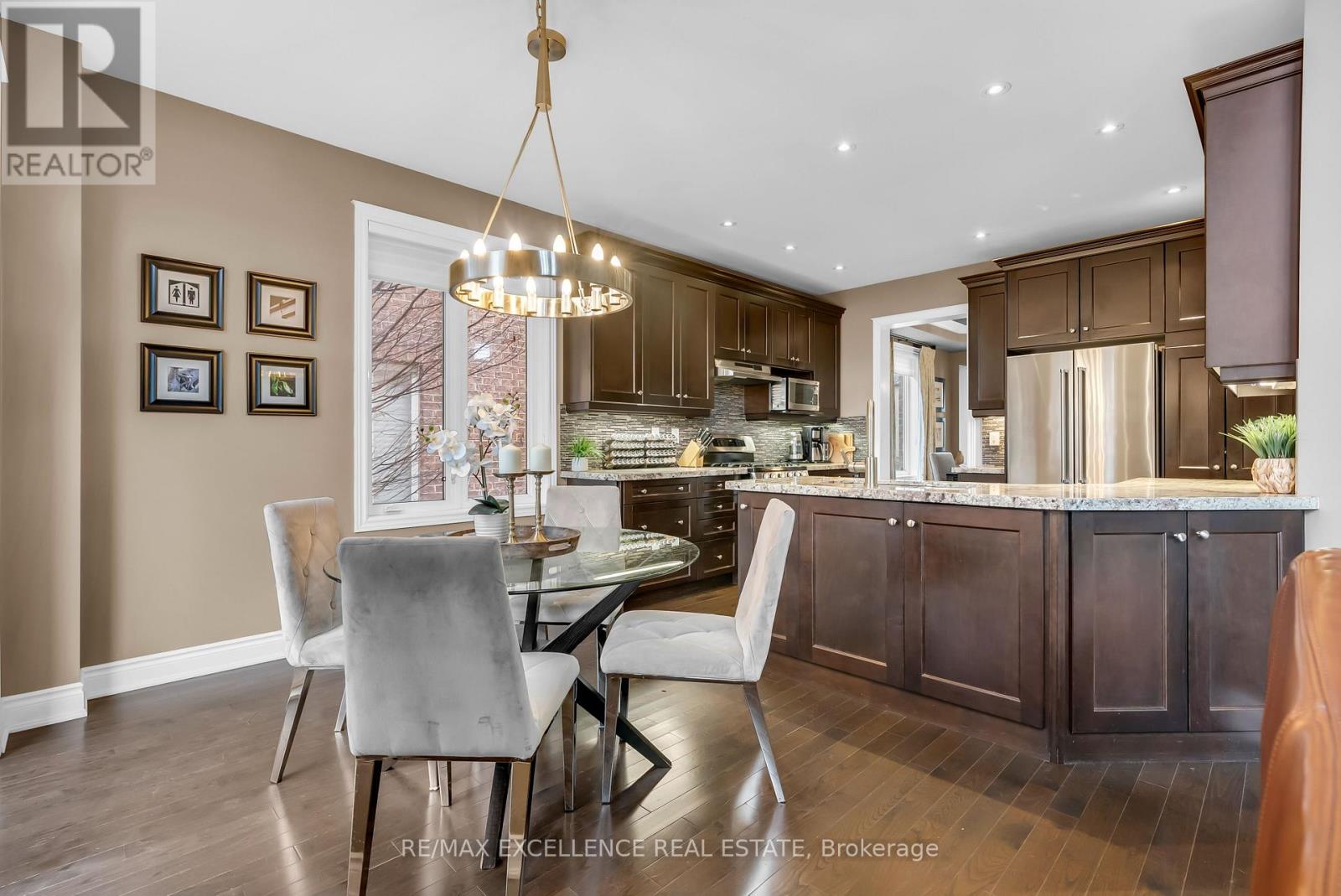 48 Riverglen Street, Brampton, Ontario  L6P 3C1 - Photo 11 - W13010688