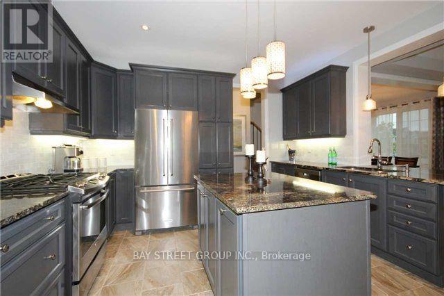 3169 Daisy Way, Oakville, Ontario  L6M 1L3 - Photo 5 - W12989102