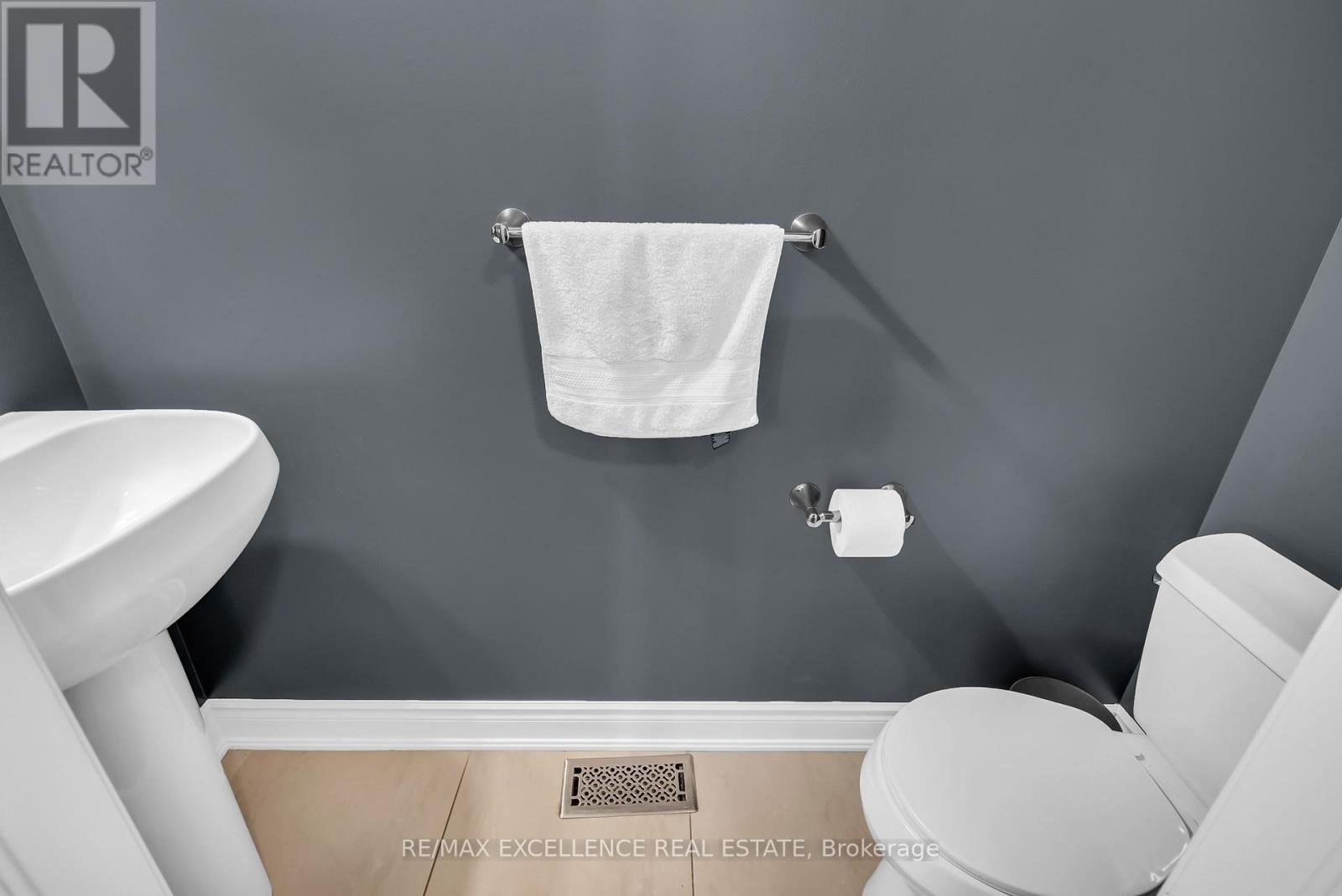 48 Riverglen Street, Brampton, Ontario  L6P 3C1 - Photo 17 - W13010688