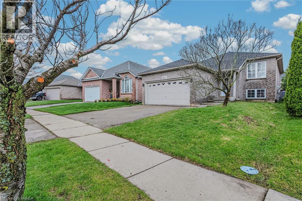 4 Dowden Avenue, Brantford, Ontario  N3T 6N5 - Photo 2 - 40821173