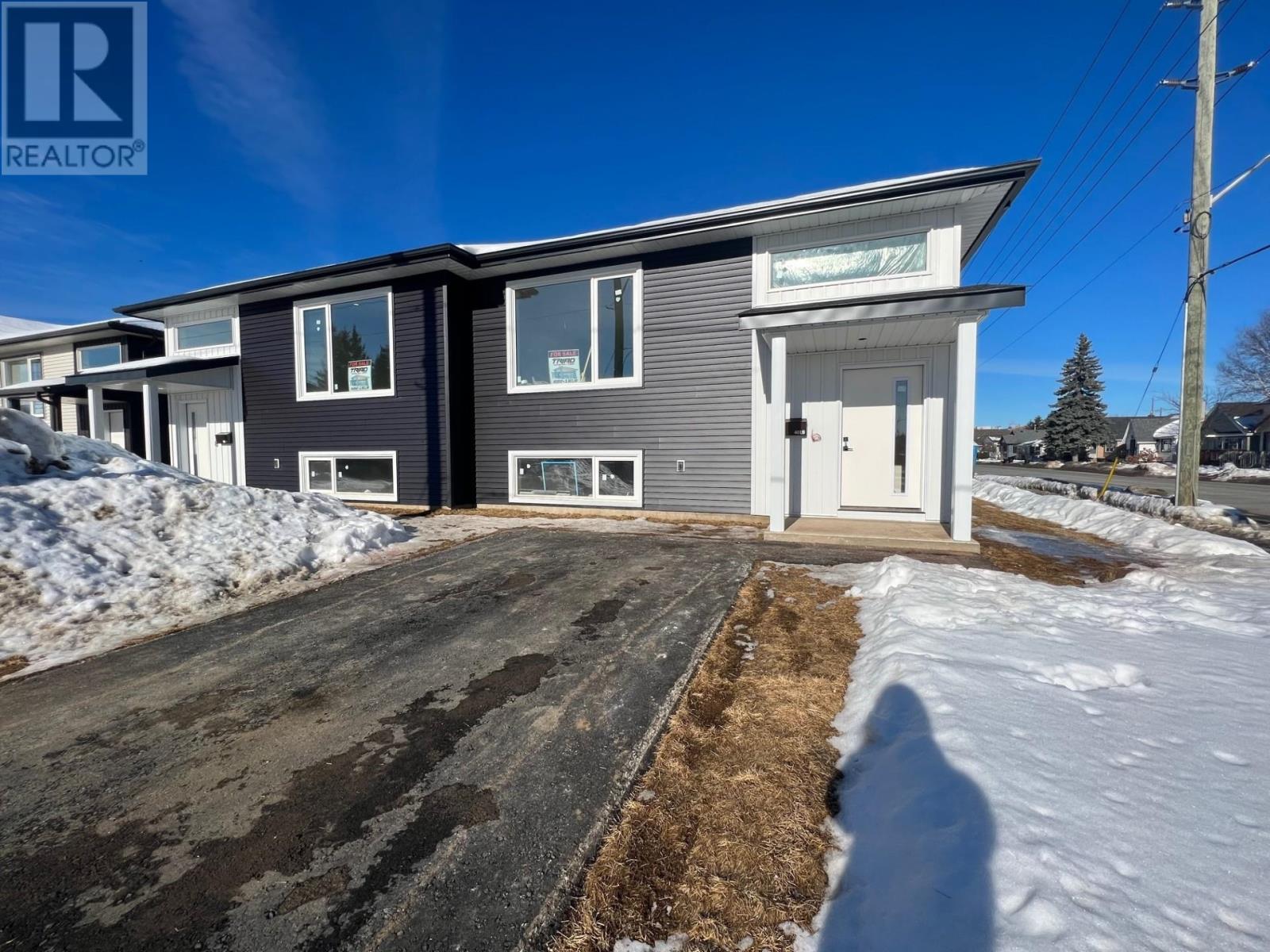 401 Empire AVE, Thunder Bay, Ontario