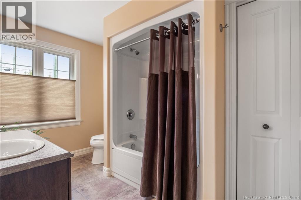 406 Belliveau, Dieppe, New Brunswick  E1A 6W6 - Photo 22 - NB137376