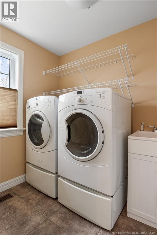 406 Belliveau, Dieppe, New Brunswick  E1A 6W6 - Photo 25 - NB137376