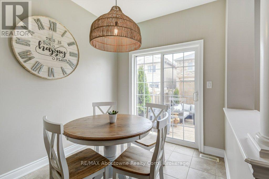 2454 Greenwich Drive, Oakville, Ontario  L6M 0R8 - Photo 14 - W13010896