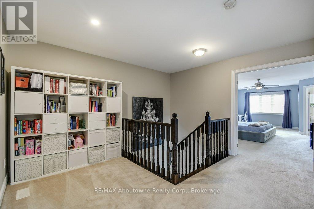 2454 Greenwich Drive, Oakville, Ontario  L6M 0R8 - Photo 18 - W13010896