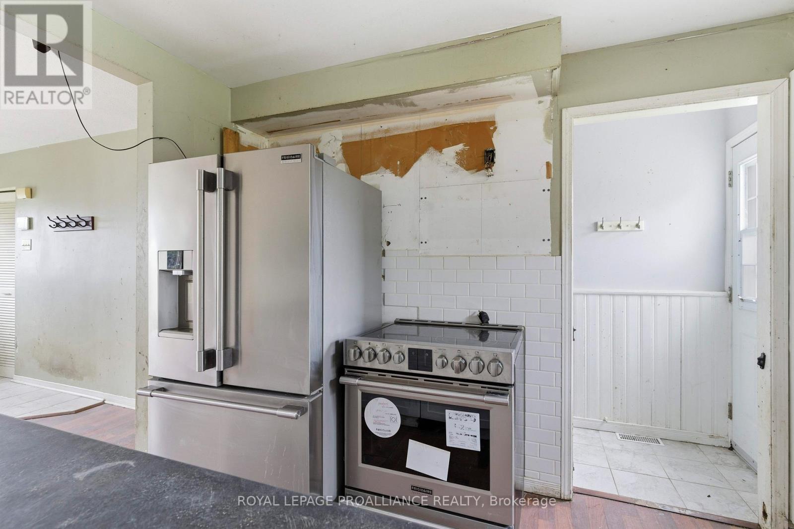 1306 Brockmount Place, Brockville, Ontario  K6V 5Z7 - Photo 11 - X13010910