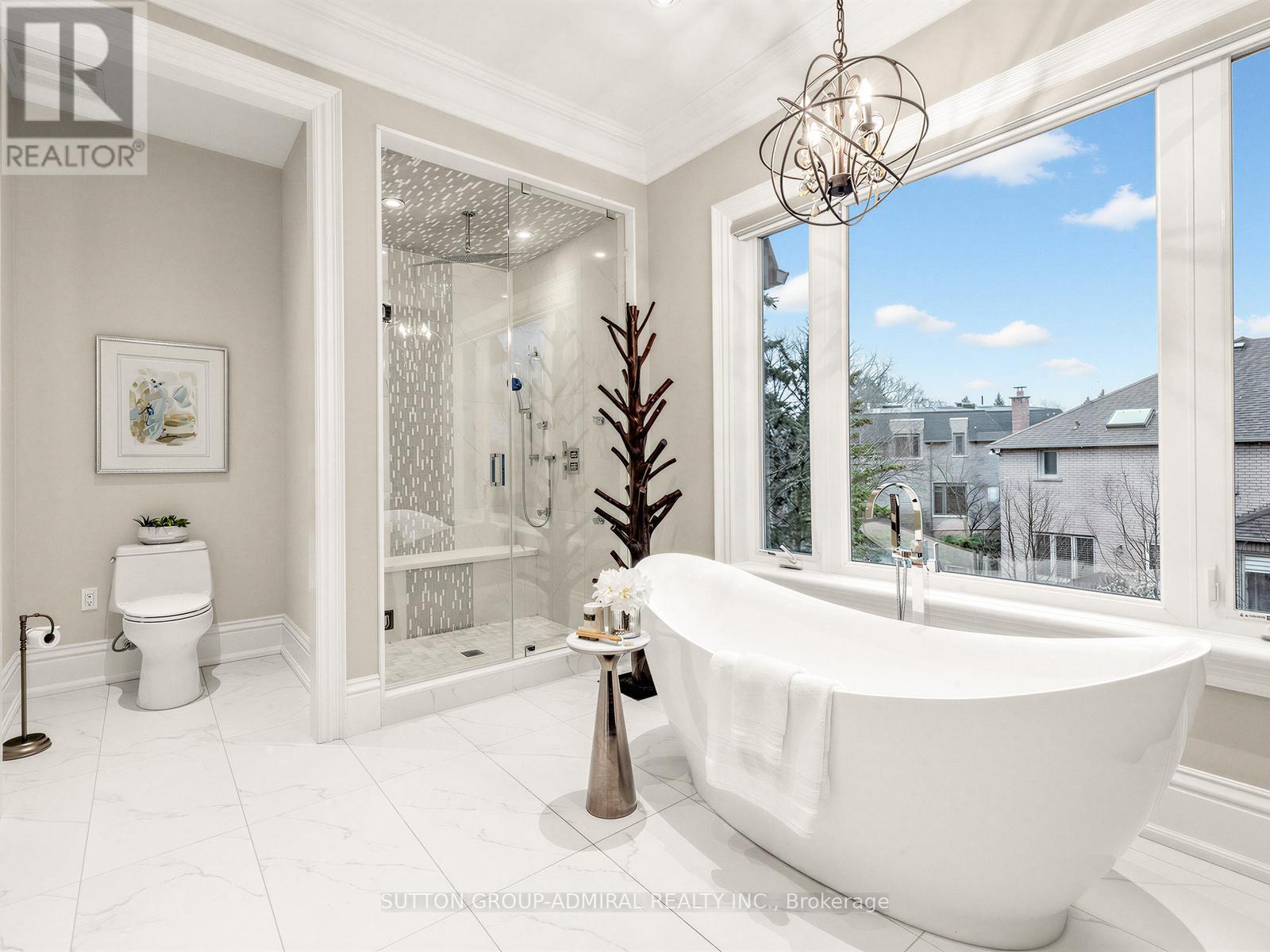 5 Lloydminster Crescent, Toronto, Ontario  M2M 2R9 - Photo 26 - C13009086