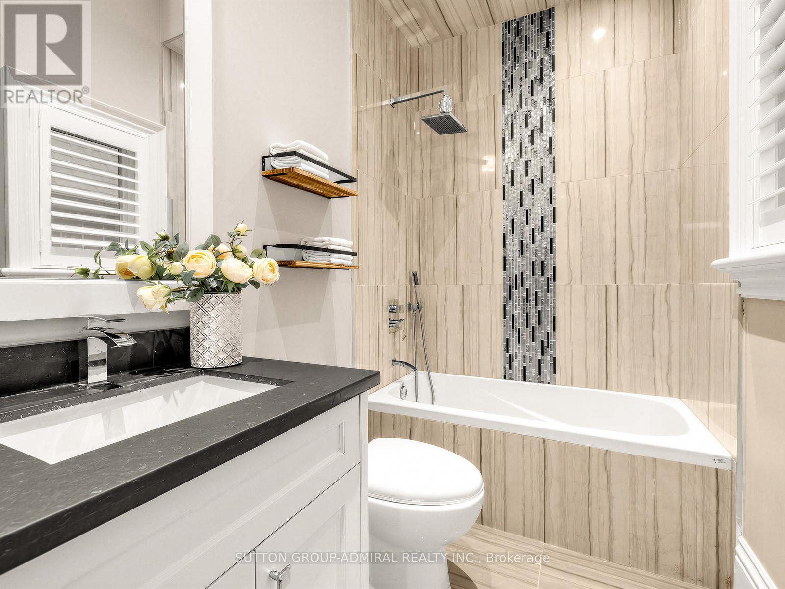 5 Lloydminster Crescent, Toronto, Ontario  M2M 2R9 - Photo 33 - C13009086