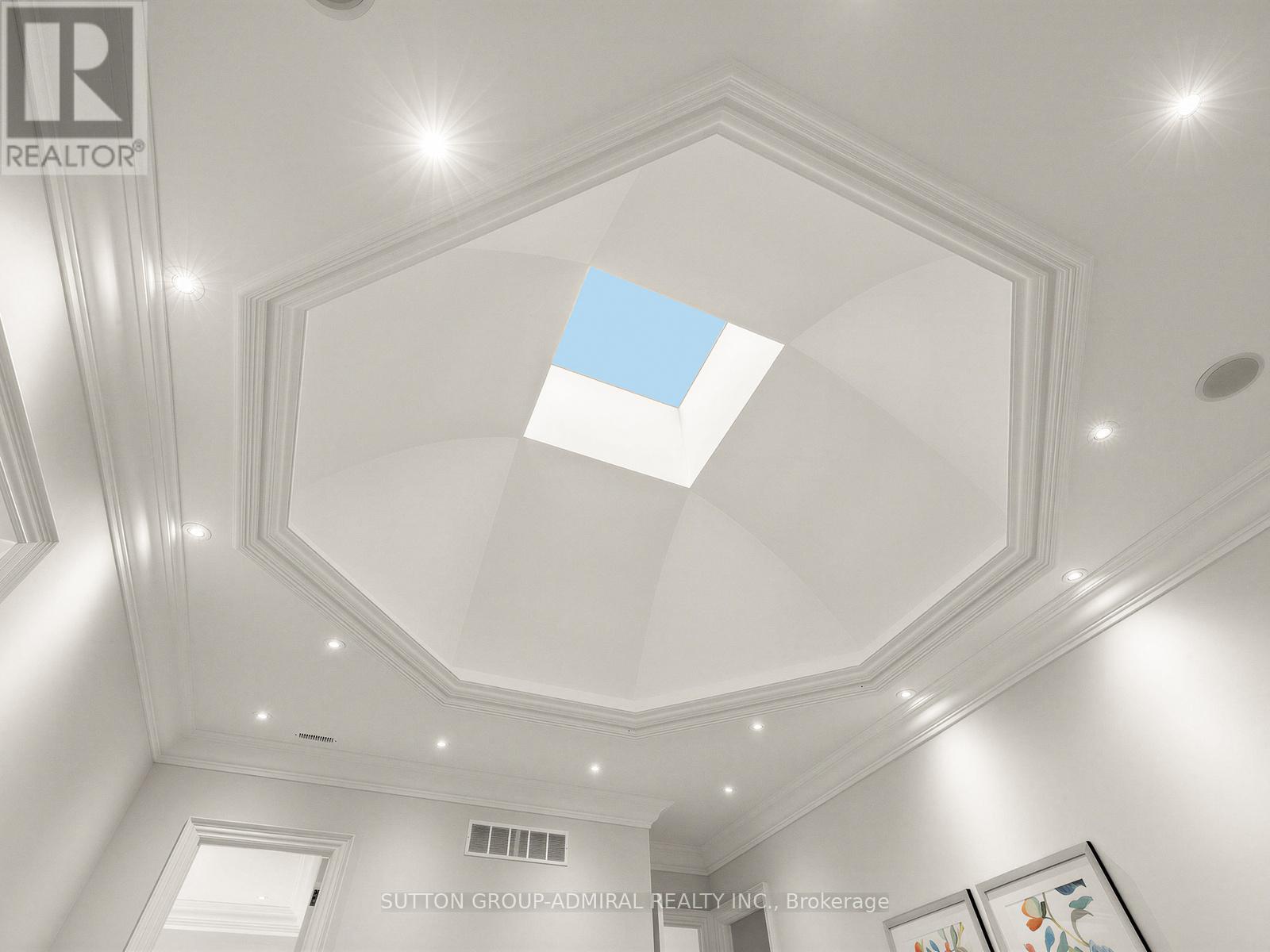 5 Lloydminster Crescent, Toronto, Ontario  M2M 2R9 - Photo 40 - C13009086