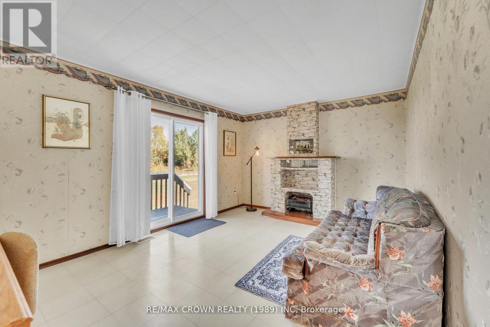 936 Laplante Road, Bonfield, Ontario  P0H 2E0 - Photo 12 - X13010912