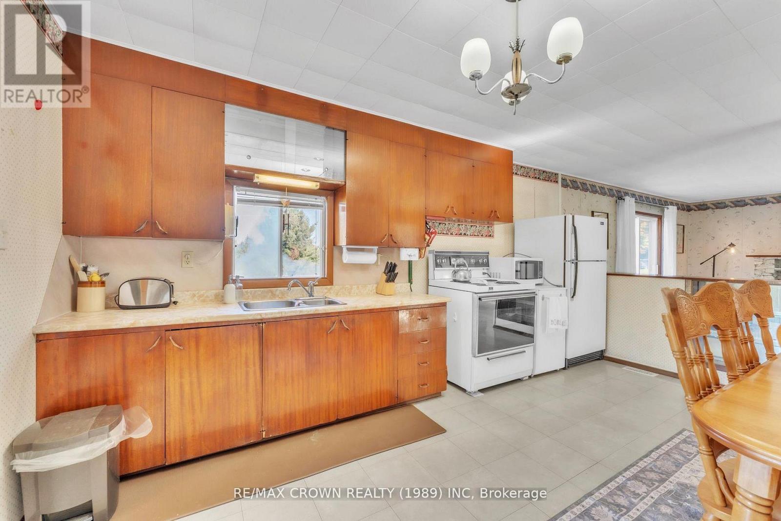 936 Laplante Road, Bonfield, Ontario  P0H 2E0 - Photo 7 - X13010912