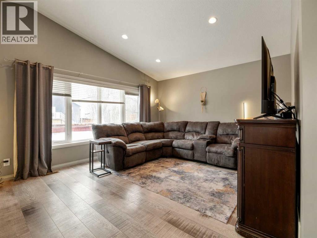 214 Firelight Crescent W, Lethbridge, Alberta  T1J 4W1 - Photo 16 - A2299196