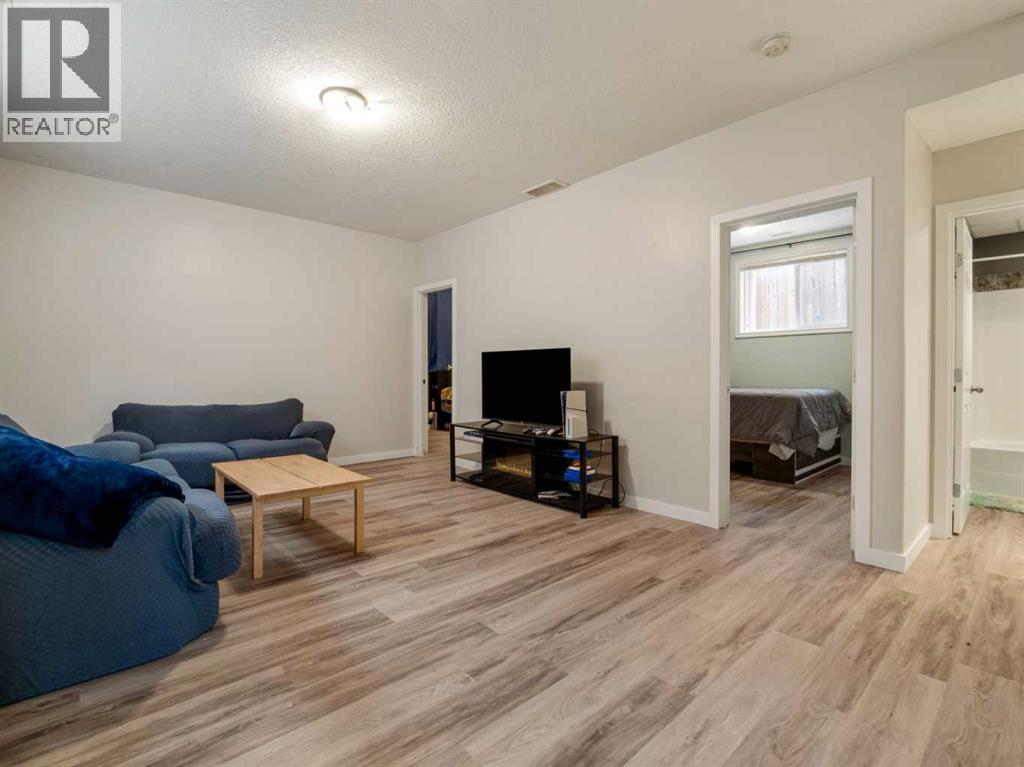 214 Firelight Crescent W, Lethbridge, Alberta  T1J 4W1 - Photo 25 - A2299196