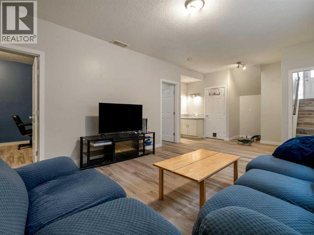 214 Firelight Crescent W, Lethbridge, Alberta  T1J 4W1 - Photo 27 - A2299196