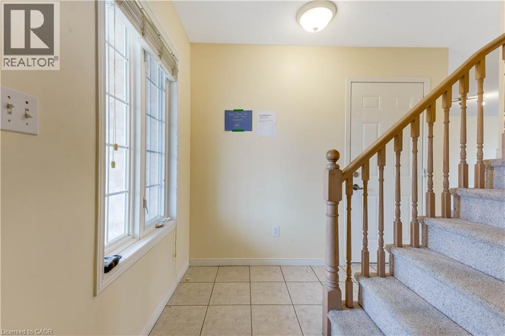 76 TEMPLEWOOD Drive, Kitchener, Ontario