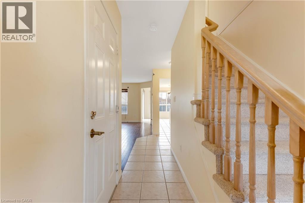 76 Templewood Drive, Kitchener, Ontario  N2R 1X3 - Photo 3 - 40817440