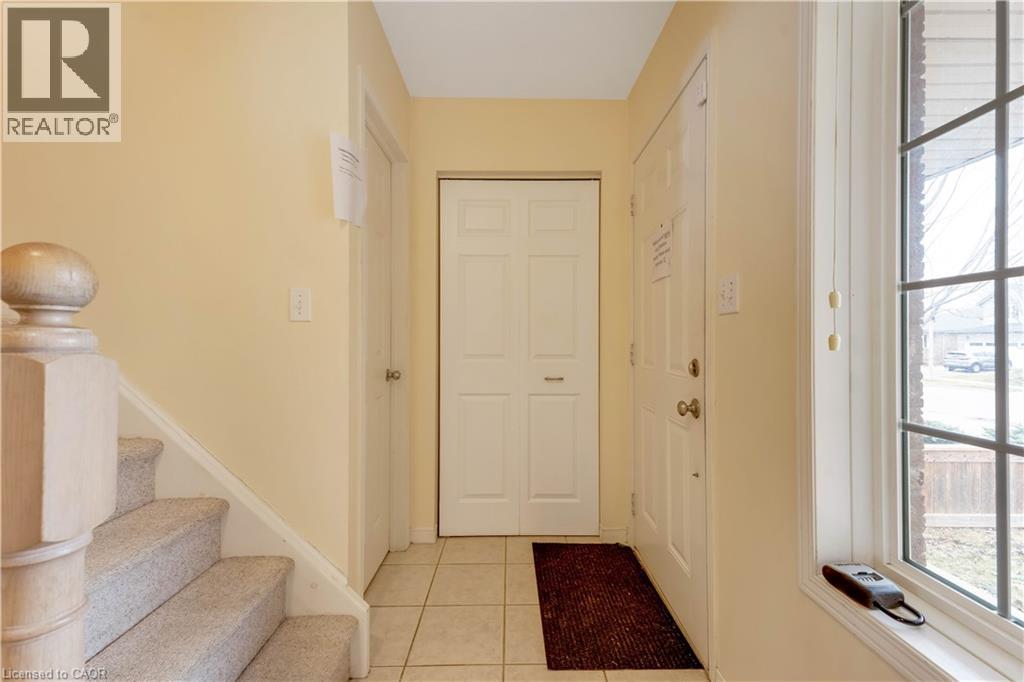 76 Templewood Drive, Kitchener, Ontario  N2R 1X3 - Photo 2 - 40817440