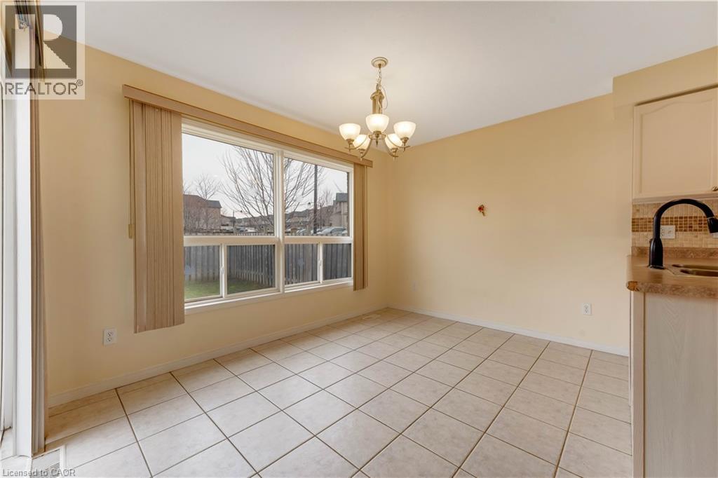 76 Templewood Drive, Kitchener, Ontario  N2R 1X3 - Photo 7 - 40817440