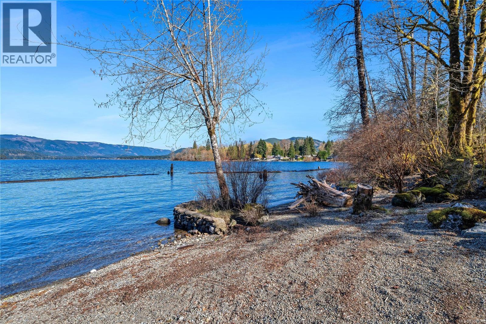 10200 South Shore Rd, Honeymoon Bay, British Columbia  V0R 1Y0 - Photo 7 - 1031830