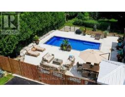 144 LOUCKS LANE E, chatsworth, Ontario