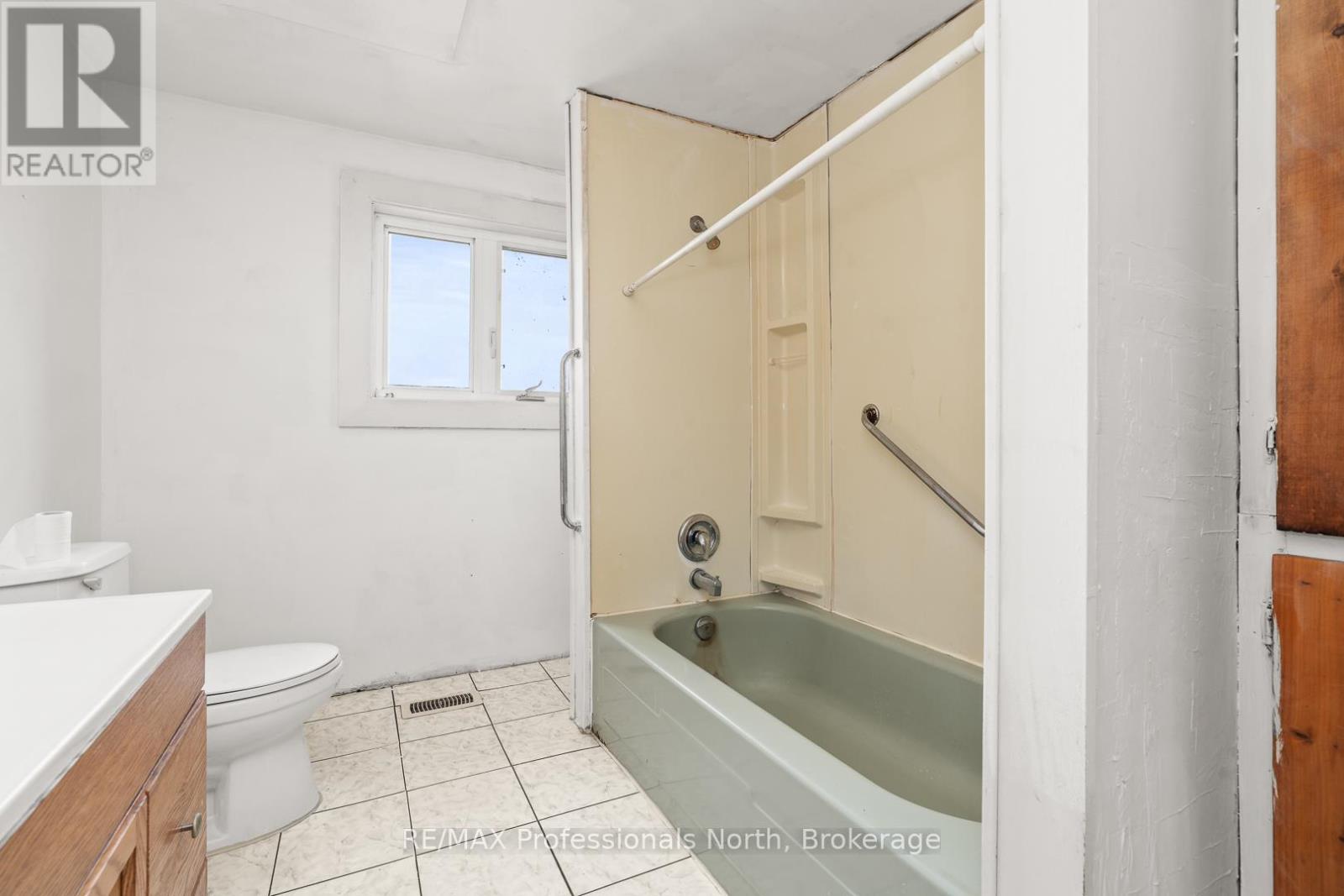 1127 Fallowfield Road, Dysart Et Al, Ontario  K0M 1S0 - Photo 20 - X13010842