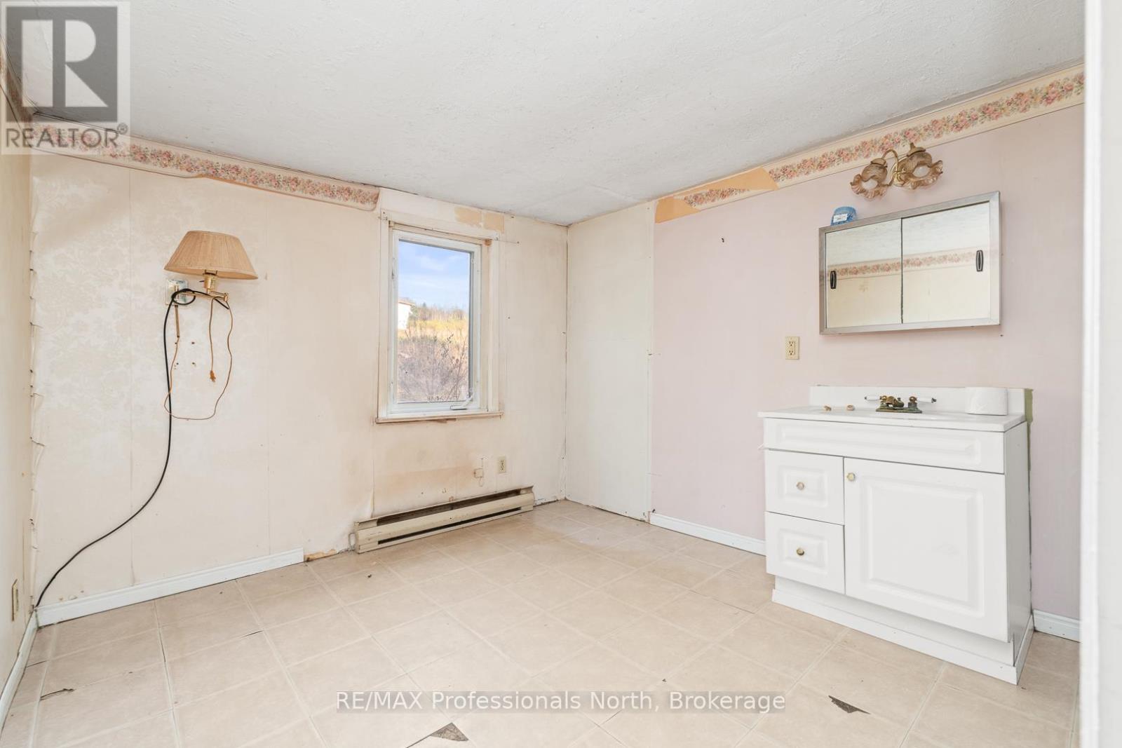 1127 Fallowfield Road, Dysart Et Al, Ontario  K0M 1S0 - Photo 21 - X13010842