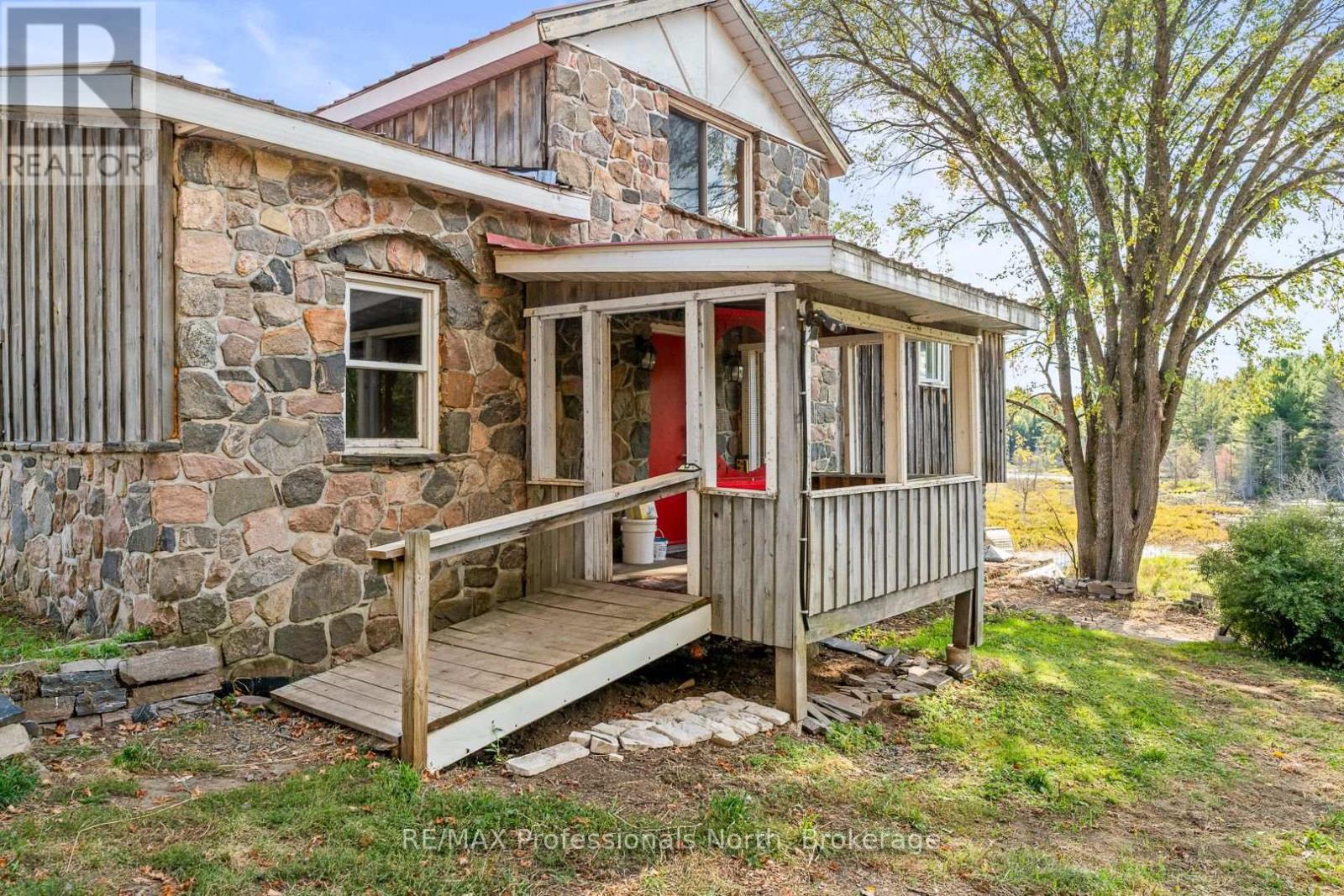 1127 Fallowfield Road, Dysart Et Al, Ontario  K0M 1S0 - Photo 4 - X13010842