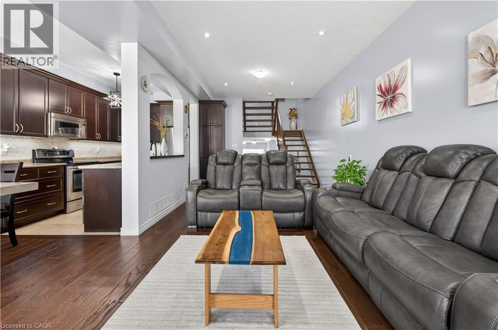 88 Highgate Drive, Hamilton, Ontario  L8J 0C2 - Photo 14 - 40821727